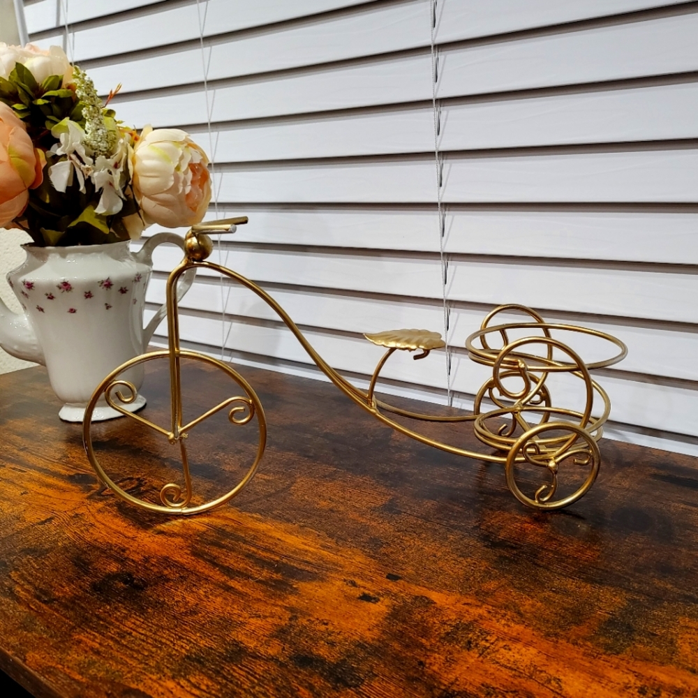 Vintage bike planter - golden